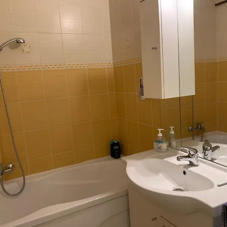 Indi Apartment